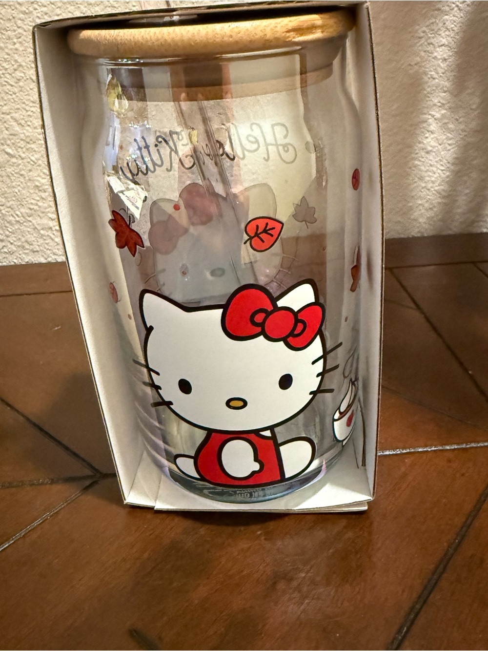 Hello Kitty Iridescent 16 oz Glass Tumbler w/ Straw & Lid- 🍂 Autumn/Halloween - Picture 4 of 5